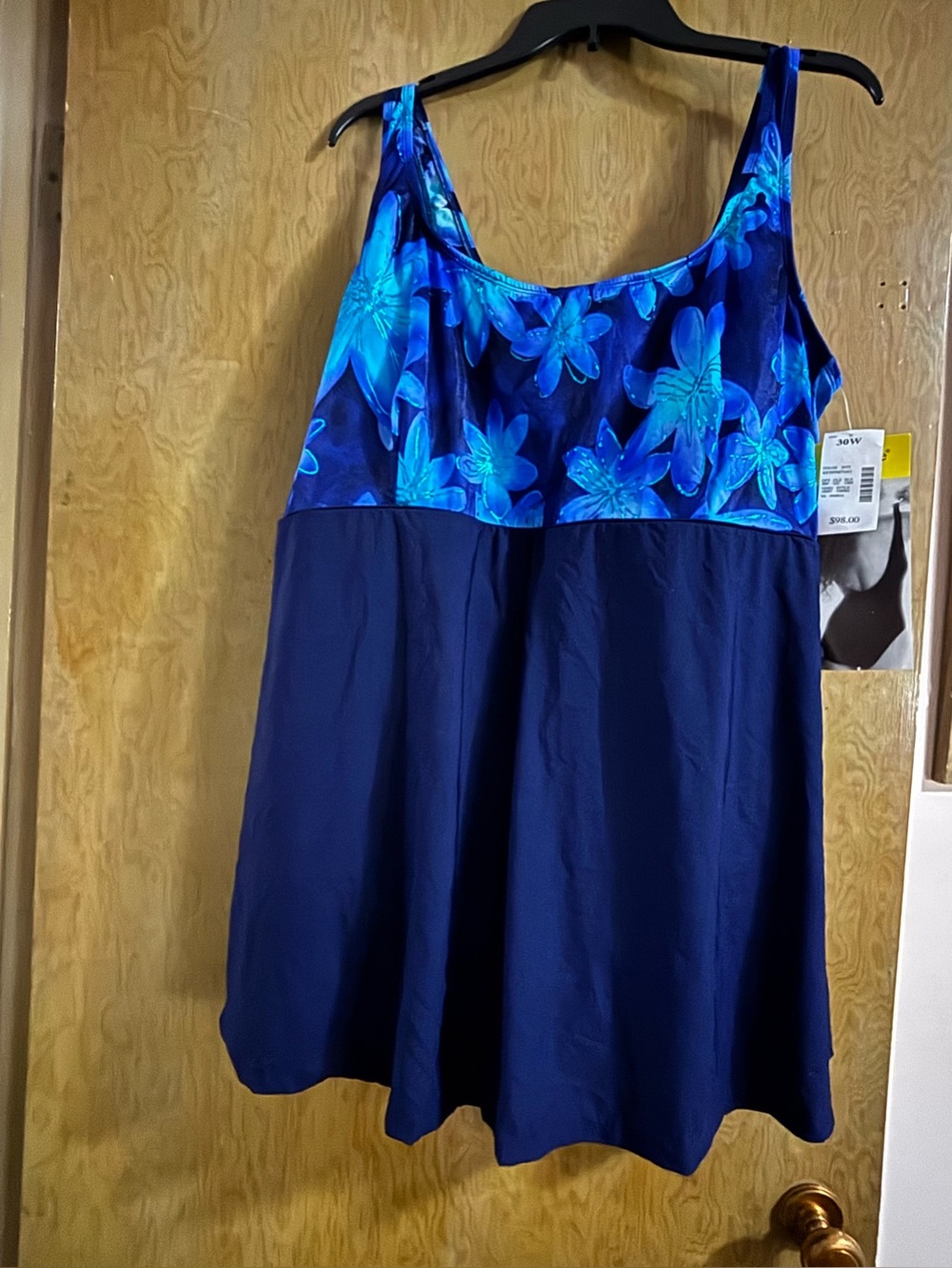 NWT Longitude Women’s  Swimdress Size 30W